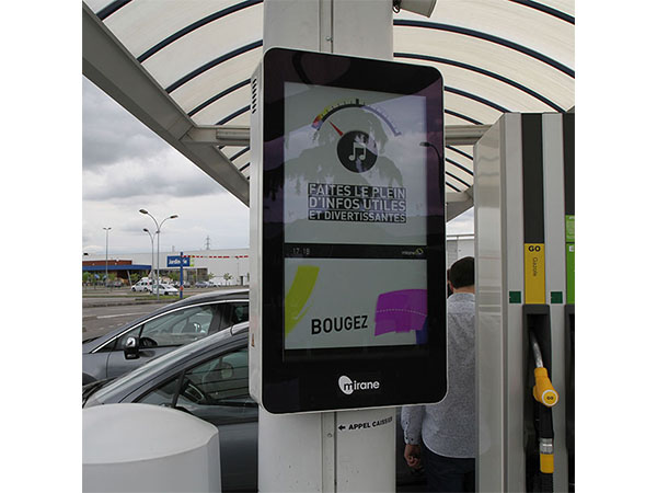 Outdoor Wall mounted lcd advertising player touch screen kiosk